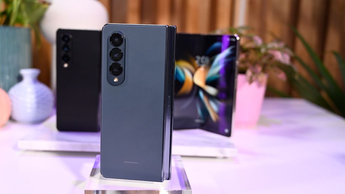 Google Pixel Fold Vs. Samsung Galaxy Z Fold 4: What's The Difference ...