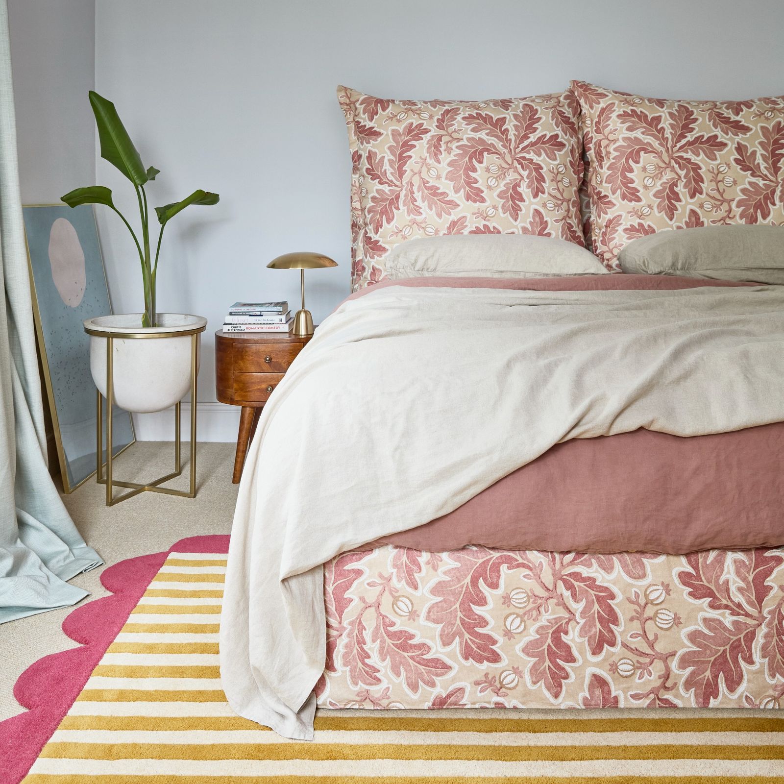 How to keep a bedroom cool – experts’ top tips | Ideal Home