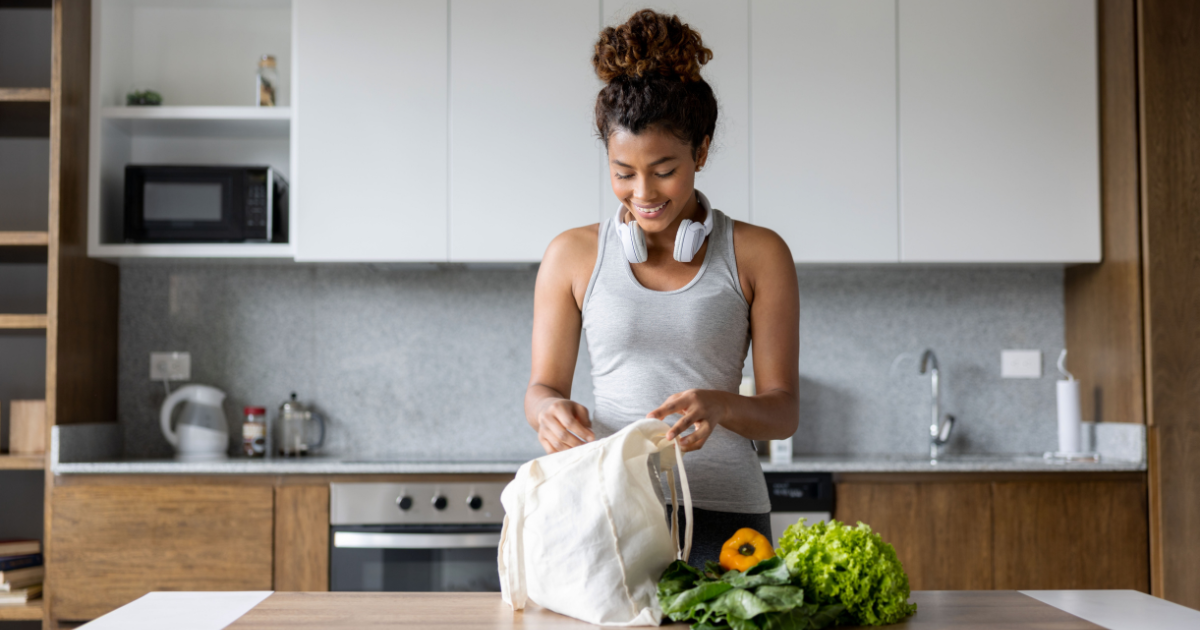 If you’re considering trying the 4:3 diet, you’ll want to read two nutritionist’s opinions on the weight loss plan If you’re considering trying the 4:3 diet, you’ll want to read two nutritionist’s opinions on the weight loss plan