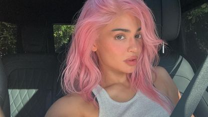 Kylie Jenner pink hair