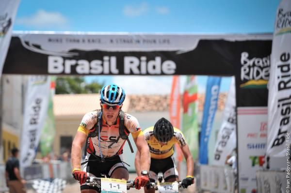 Hynek and Novatny continue an impressive Brasil ride.