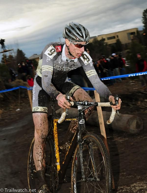 Tristan Schouten (Nova Cycles) all alone in 8th place.