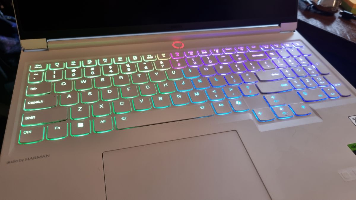 The RGB keyboard of the Lenovo Legion 7 16IRX9