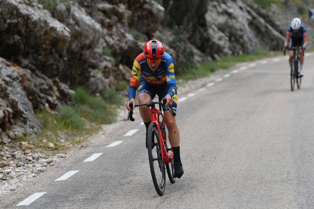 CANICOSA DE LA SIERRA SPAIN MAY 19 Lucinda Brand of The Netherlands and Team Lidl Trek attacks during the 9th Vuelta a Burgos Feminas 2024 Stage 4 a 122km stage from Pearanda de Duero to Canicosa de la Sierra 1144m UCIWWT on May 19 2024 in Canicosa de la Sierra Spain Photo by Alex BroadwayGetty Images