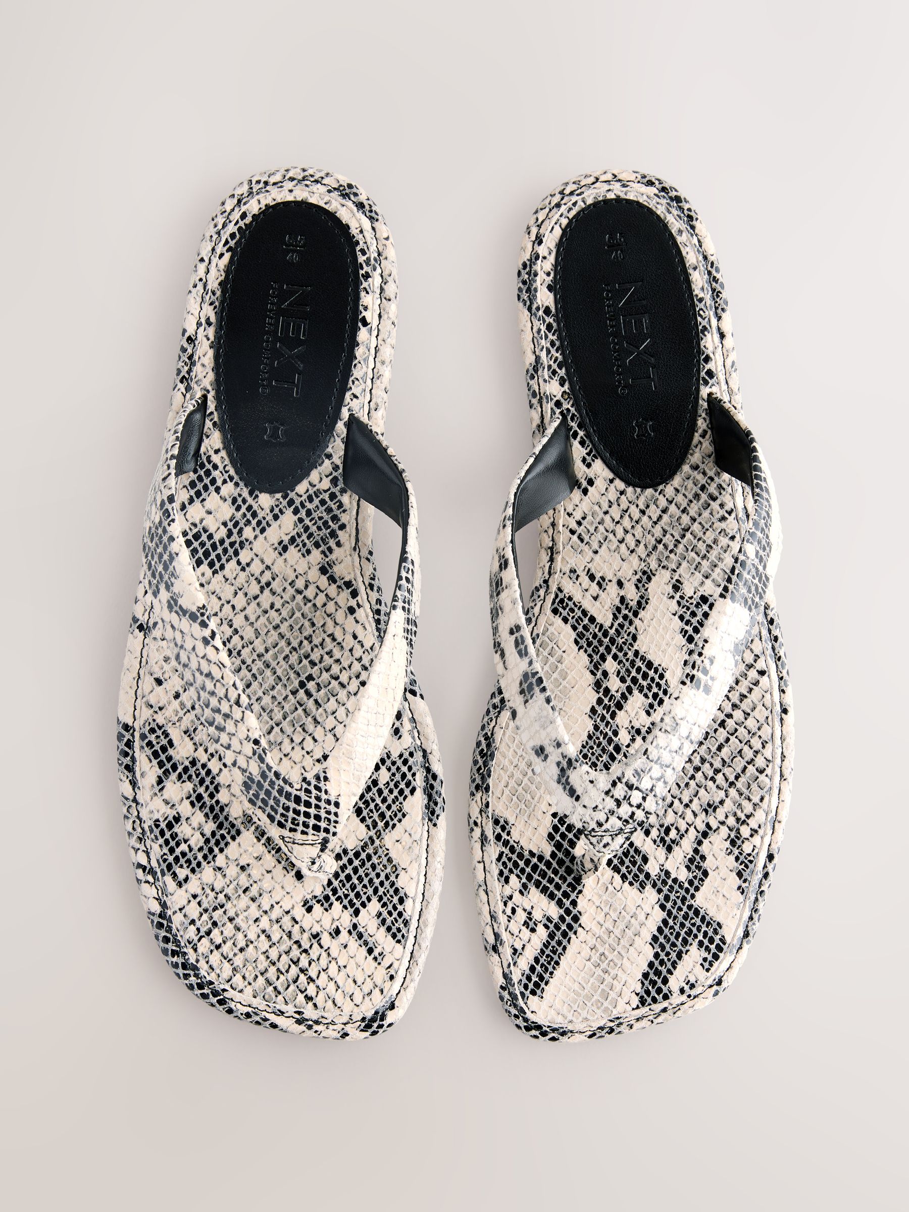 Snake Leather Standard/wide Fit Forever Comfort® Square Toe Thong Sandals