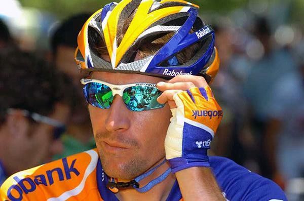 Denis Menchov (Rabobank) at the start