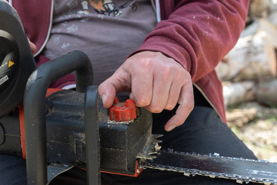 How to tighten a chainsaw chain Top Ten Reviews