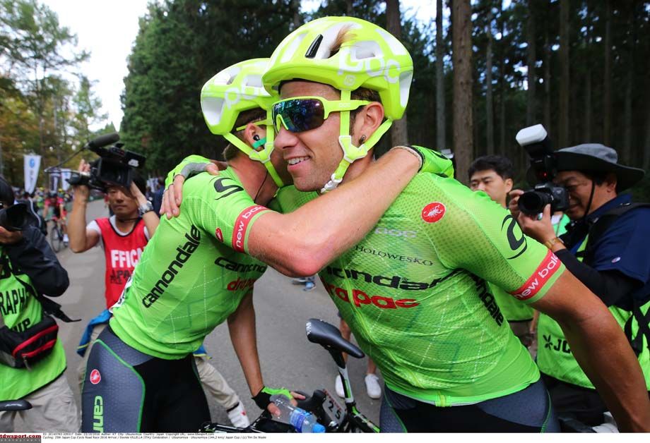 Davide Villella is congratulated by his teammate