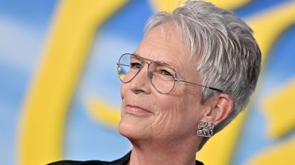 Jamie Lee Curtis short hairstyles for older women