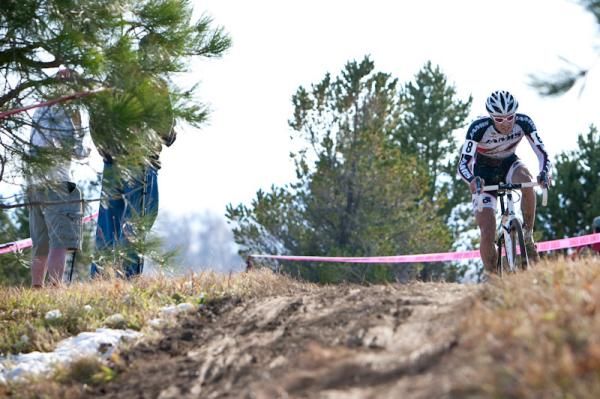 Jesse Anthony (Jamis) stayed up front to come in 6th place.