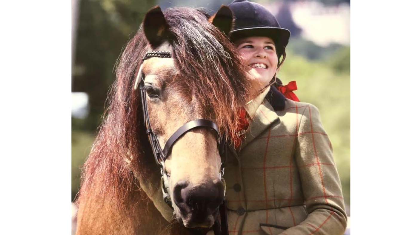 lucie-holt.jpg