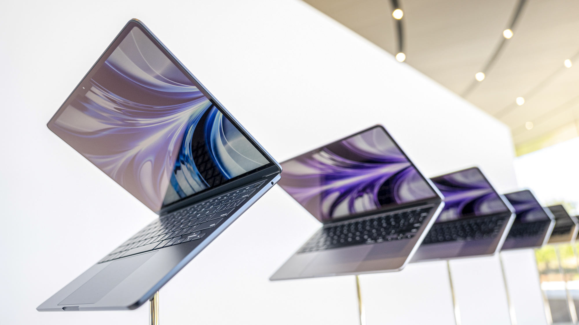 MacBook Air 2022 unveiled at Apple Worldwide Developers Conference 2022