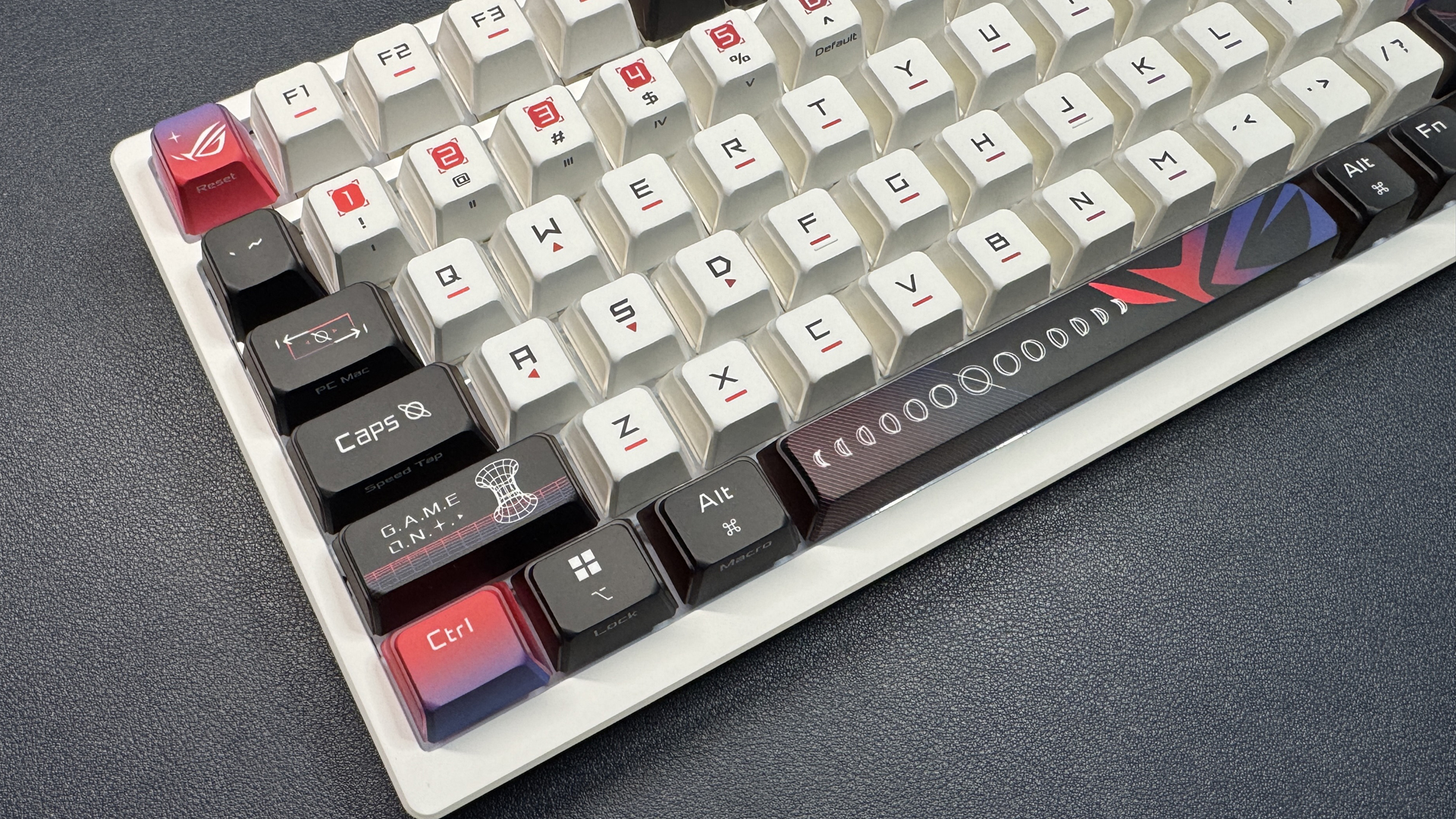 Asus ROG Azoth X