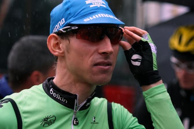Bauke Mollema (Belkin) awaits the start of the Profronde van Surhuisterveen criterium