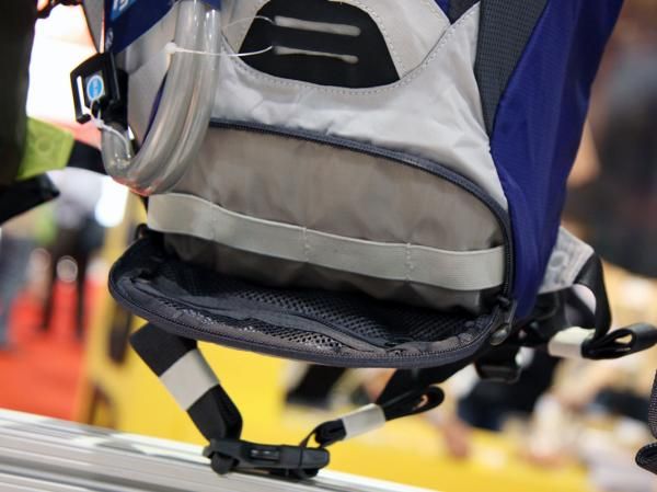 The lower compartment on the Hydrapak Big Sur is intended to hold tools and tubes.