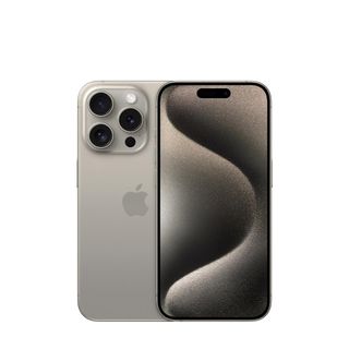 iPhone 15 Pro Max valkoisella taustalla