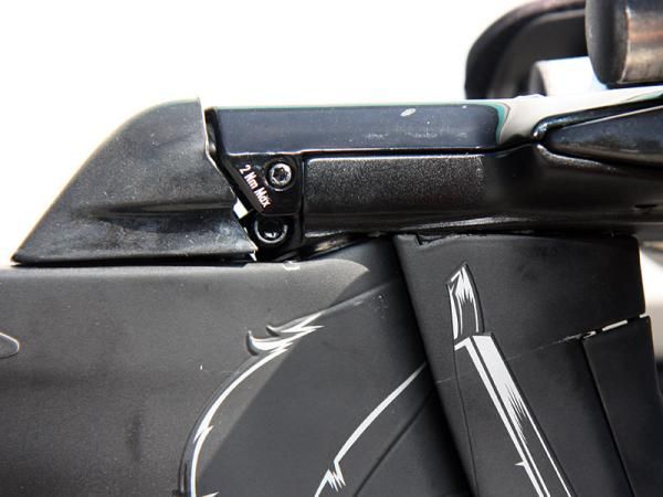 The head tube on the Trek Speed Concept is amazingly narrow with especially little cartridge bearings used up top.