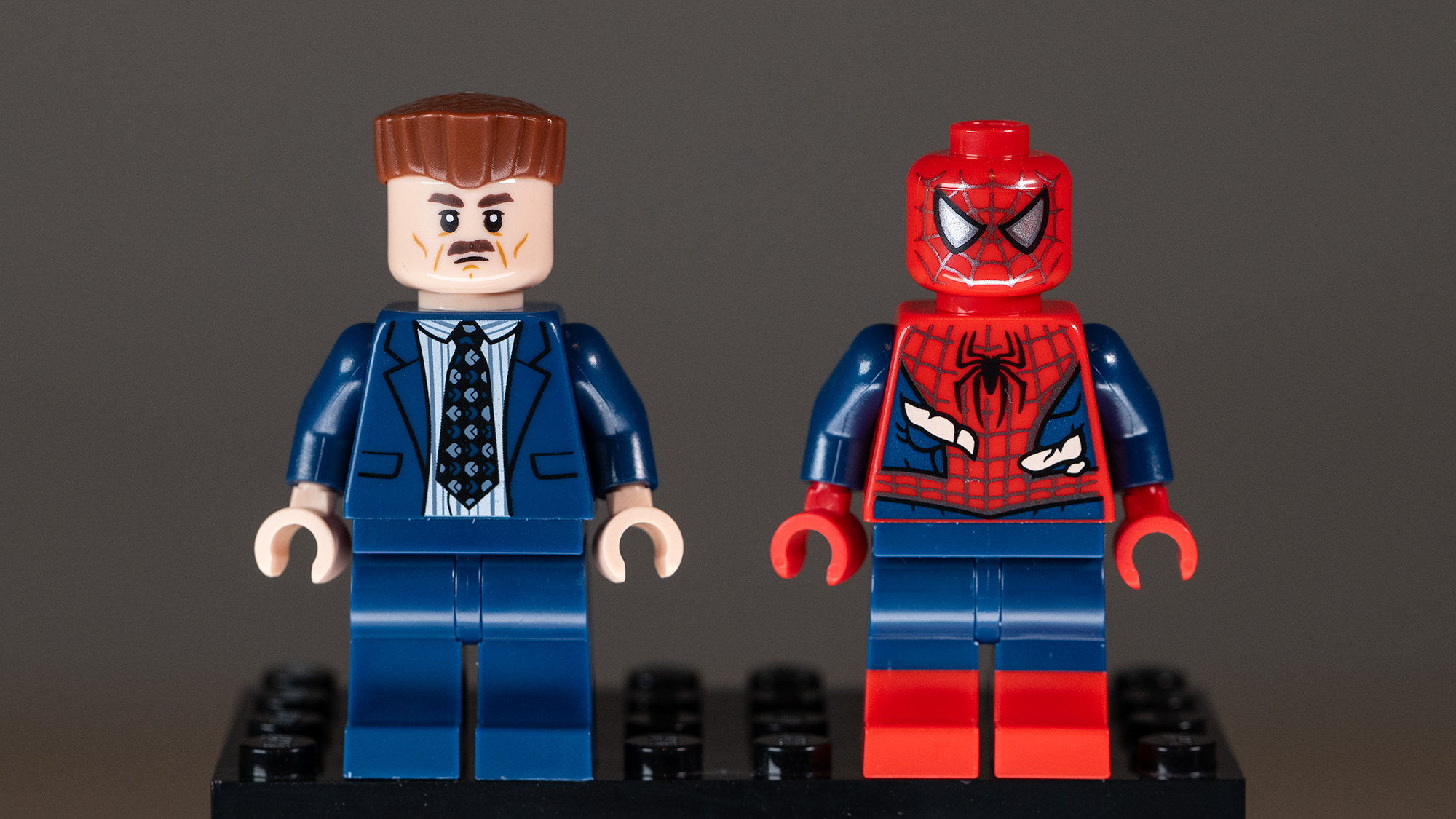 Lego Spider-Man vs. Doc Ock Subway Train Scene (76321) Spider-Man and J. Jonah Jameson