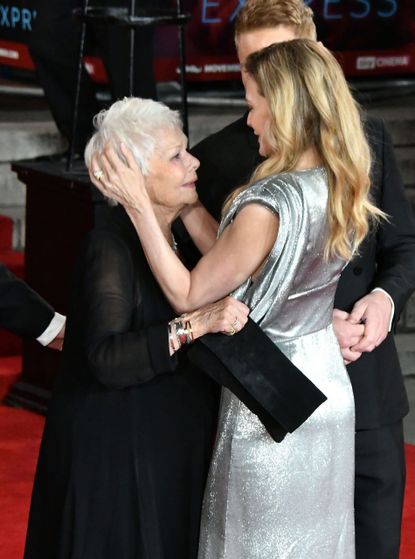 judi-dench-michelle-pfeiffer