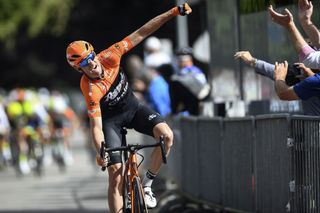 Stage 2 - Tour de Luxembourg: Weening escapes to win stage 2