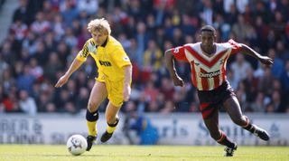 Jurgen Klinsmann of Tottenham Hotspur and Ken Monkou of Southampton, 1995