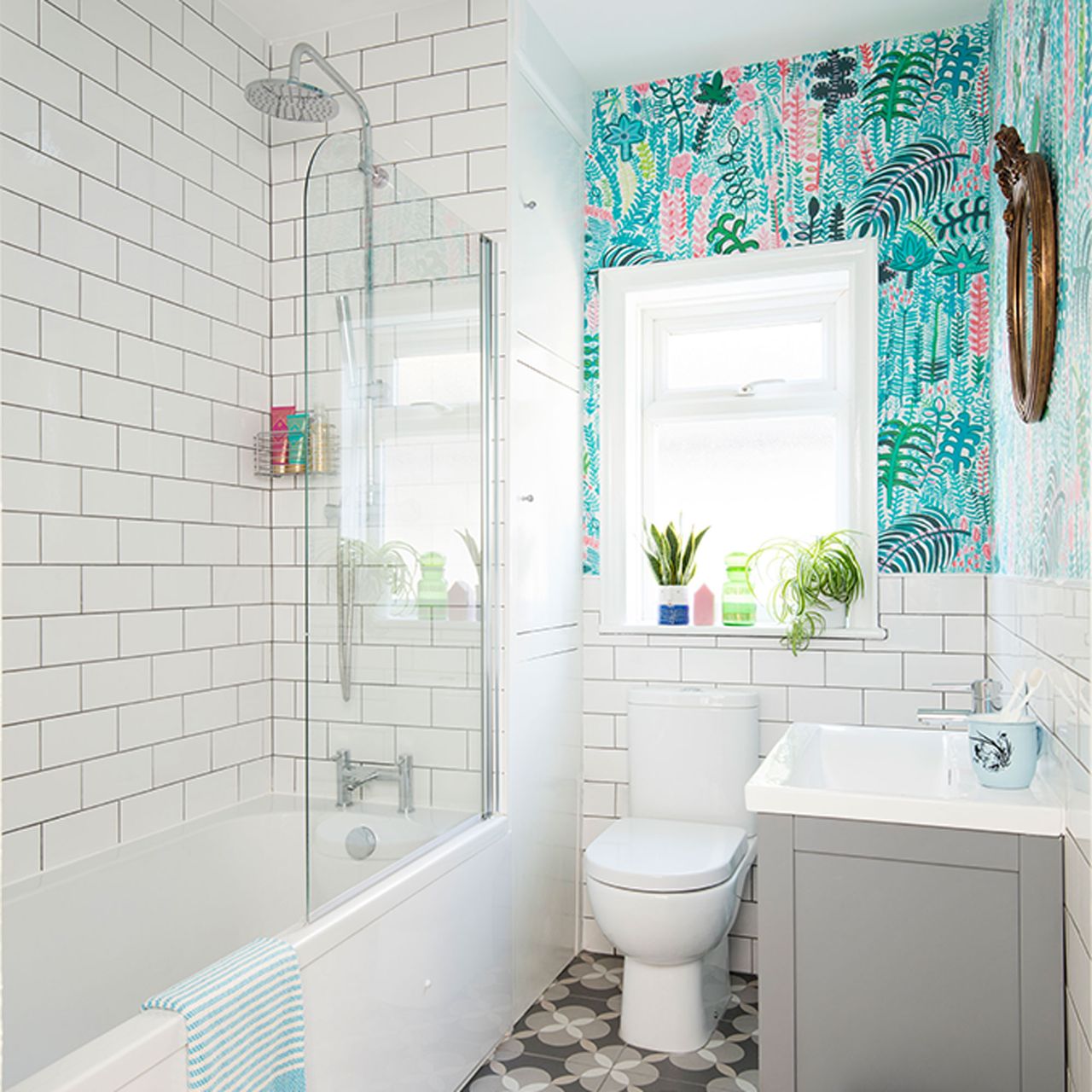 Small bathroom colour ideas to make a big splash | Ideal Home