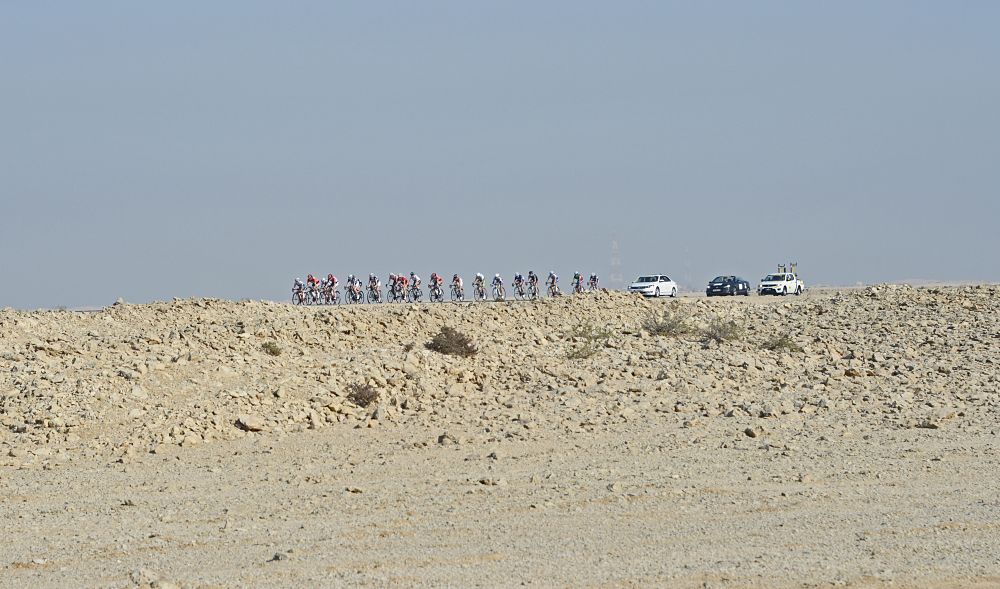 The peloton at the Ladies Tour of Qatar