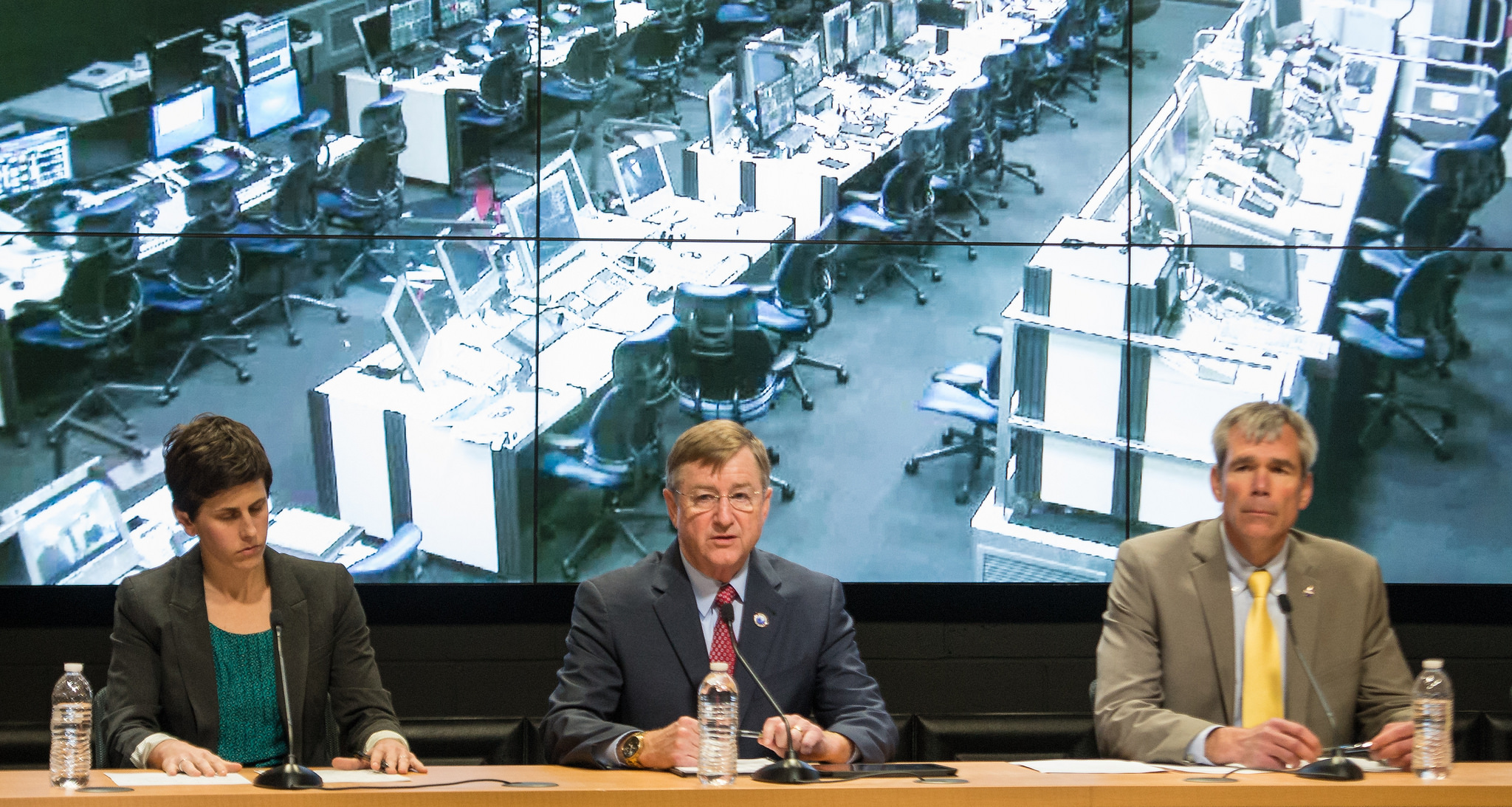 Rachel Kraft, NASA public affairs officer, left, Frank Culbertson, Executive Vice President and General Manager of Advanced Program Group at Orbital Sciences Corp., center, Bill Wrobel, director of NASA&#039;s Wallops Flight Facility, right, take questions fro