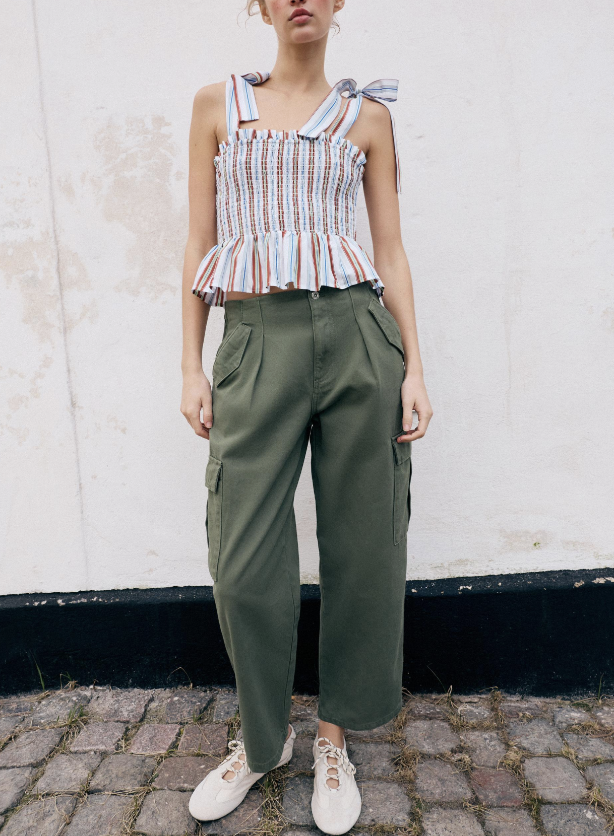 zara, MID-WAIST CARGO TROUSERS