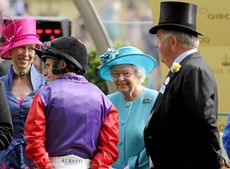 The-Queen-3-19-6-14.jpg