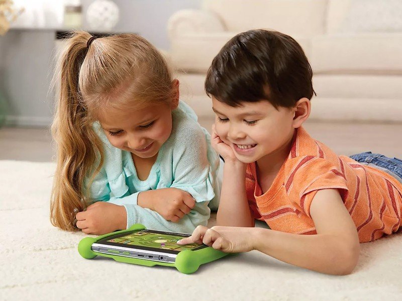 Leapfrog Academy Kids Tablet Lifestyle