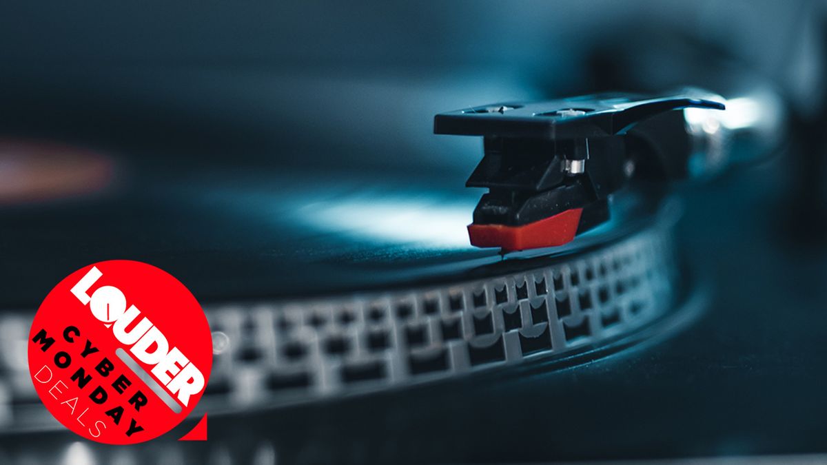 These are the budget turntable deals you need to know about this Cyber Monday