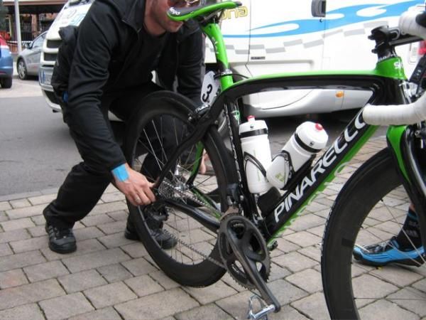 Downing opted for a medium profile carbon rim for stage four.