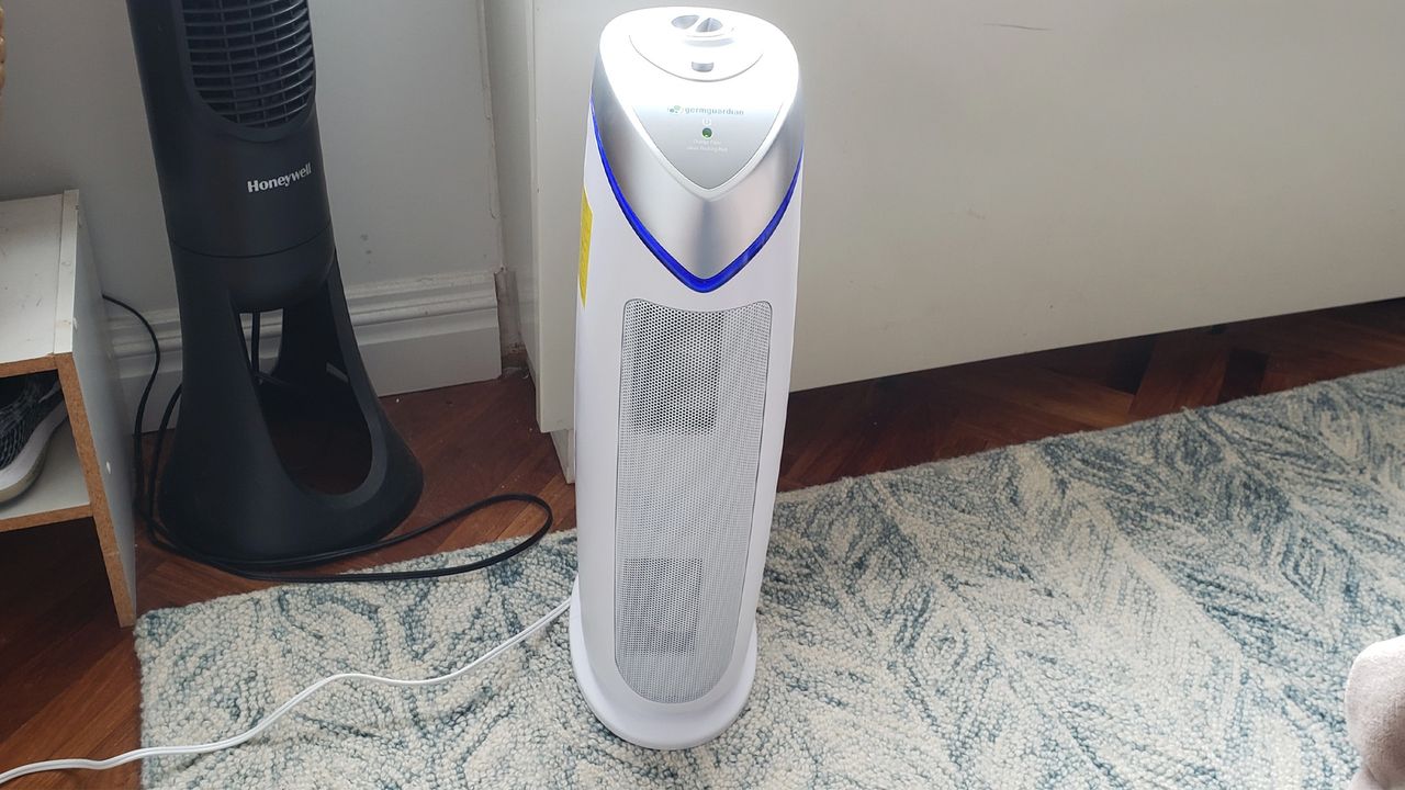 GermGuardian AC4825E in the home
