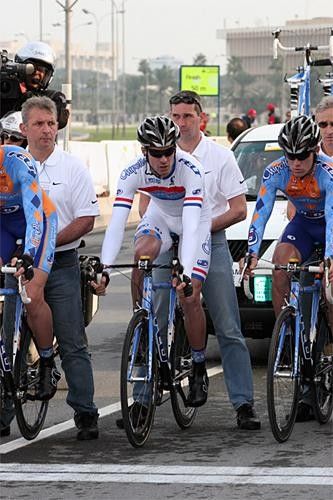 Millar at the start of the team time trial
