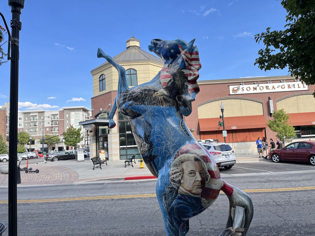 photo of a horse statue in the standard photographic style