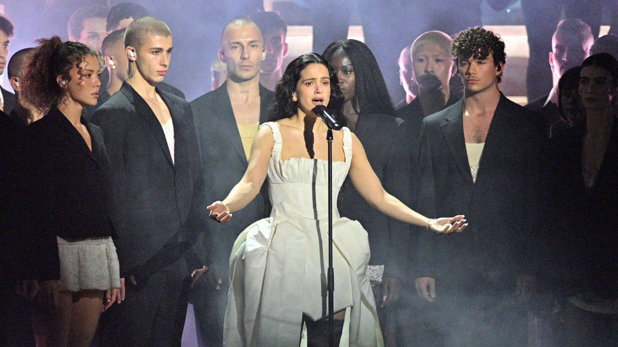 Rosal&iacute;a performs at the BRIT Awards