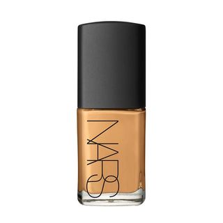 Sheer Glow Foundation | Nars