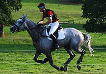 Maggie-Alex-Highclere.jpg
