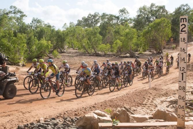 Crocodile Trophy peloton after the start of stage 8 in Laura