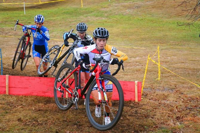 Showing strength in numbers, Arley, Laura and Nicole Thiemann (Team CF) take the barriers with ease.