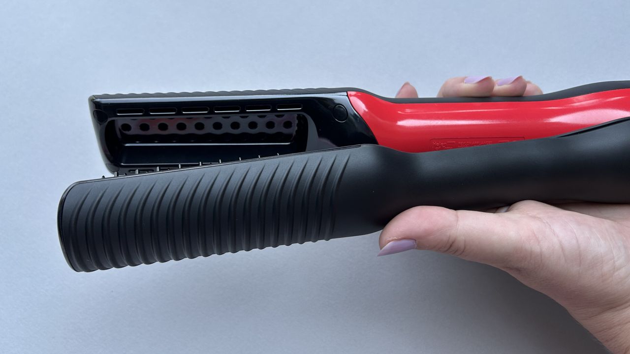 Revlon One-Step Air Straight
