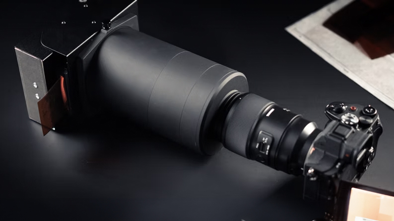 Valoi Easy120 film scanning system attached to a camera