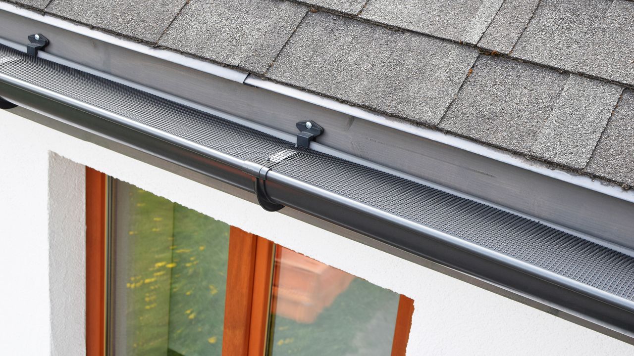 Metal mesh gutter guard