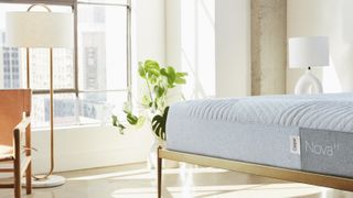 Casper Nova Hybrid review: an image showing the mattress from the side