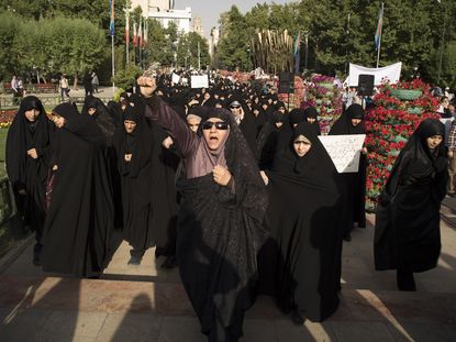 Women protesting in Iran