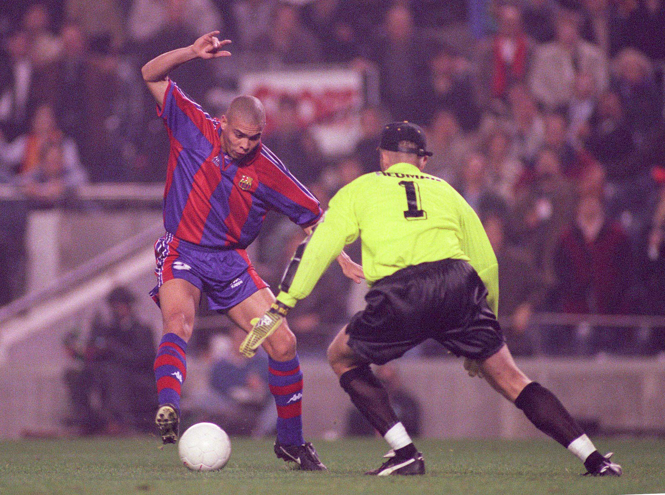 Ronaldo on the ball for Barcelona in March 1997.