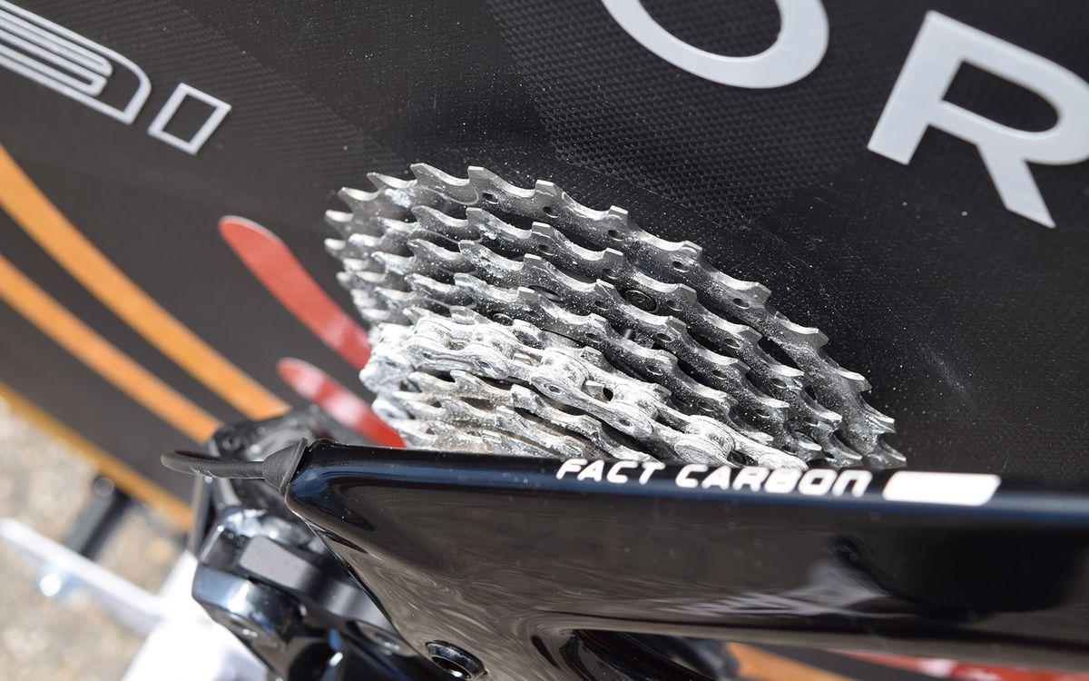 Ahead of the TTT in Brussels, Alaphilippe's chain was treated with a wax lube but on stage 13 the lube was yellow to match his jersey