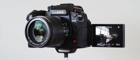 Panasonic Lumix GH6