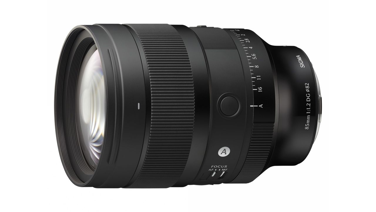 Sigma 85mm f/1.2 DG Art lens